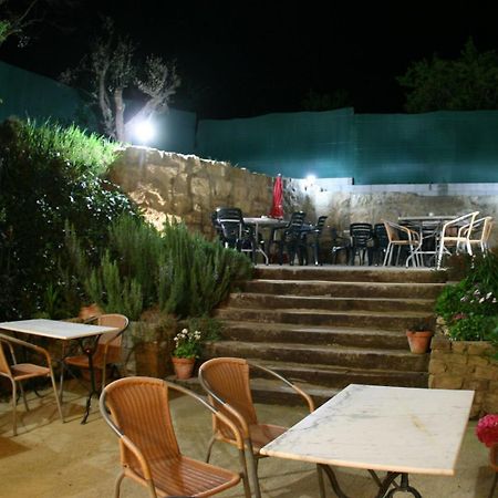 Hostal La Fuente Buera Ngoại thất bức ảnh