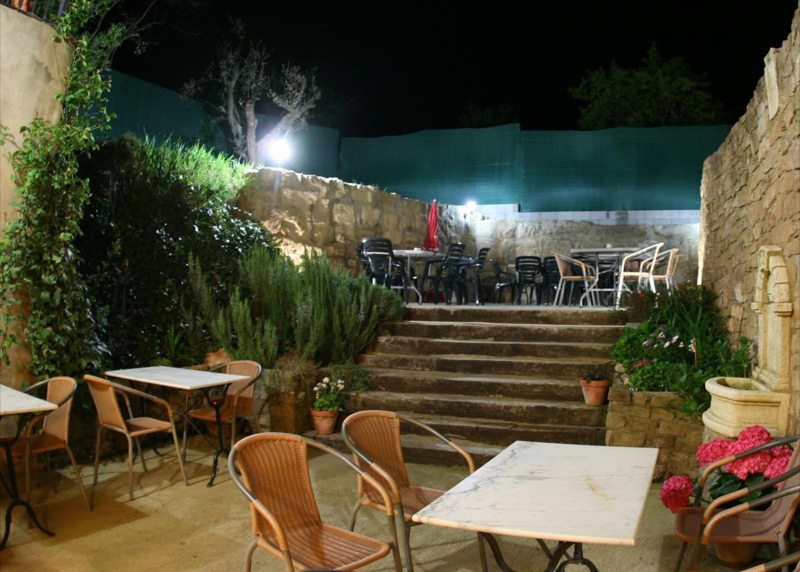 Hostal La Fuente Buera Ngoại thất bức ảnh