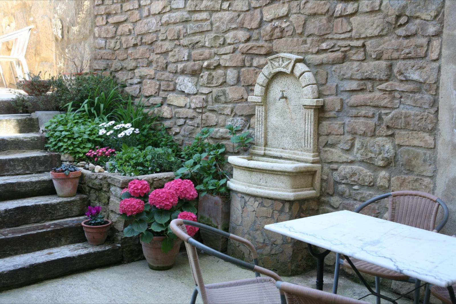 Hostal La Fuente Buera Ngoại thất bức ảnh